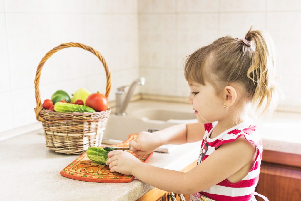 Veggie Showdown: How To Enlighten Picky Eaters